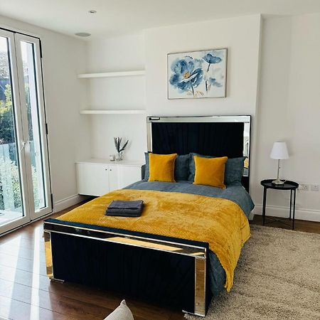 Stunning Flat In Chiswick Apartment Londra Exterior foto